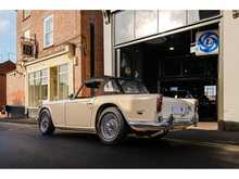 Triumph TR5 PI  
