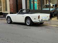 Triumph TR5 PI  