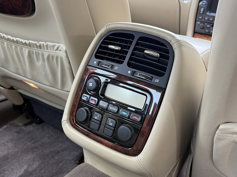 Jaguar Sovereign LWB 