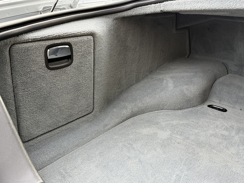 Jaguar Sovereign LWB 