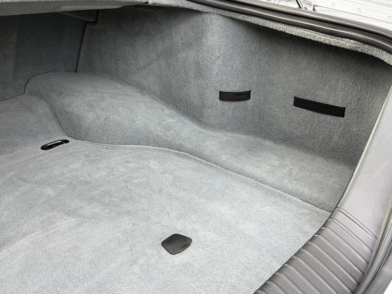 Jaguar Sovereign LWB 