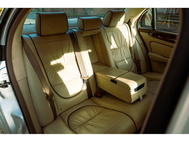 Jaguar Sovereign LWB 