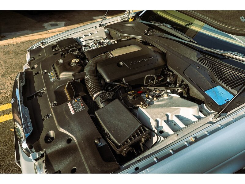 Jaguar Sovereign LWB 