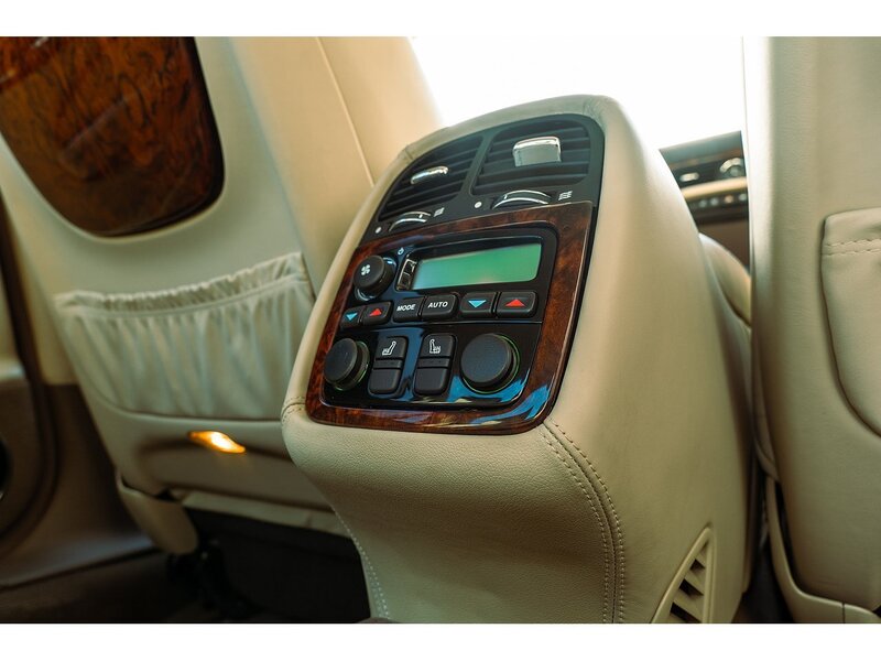 Jaguar Sovereign LWB 