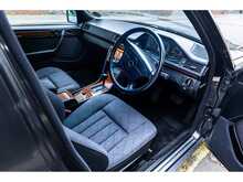 Mercedes-Benz E220 W124 