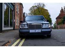 Mercedes-Benz E220 W124 