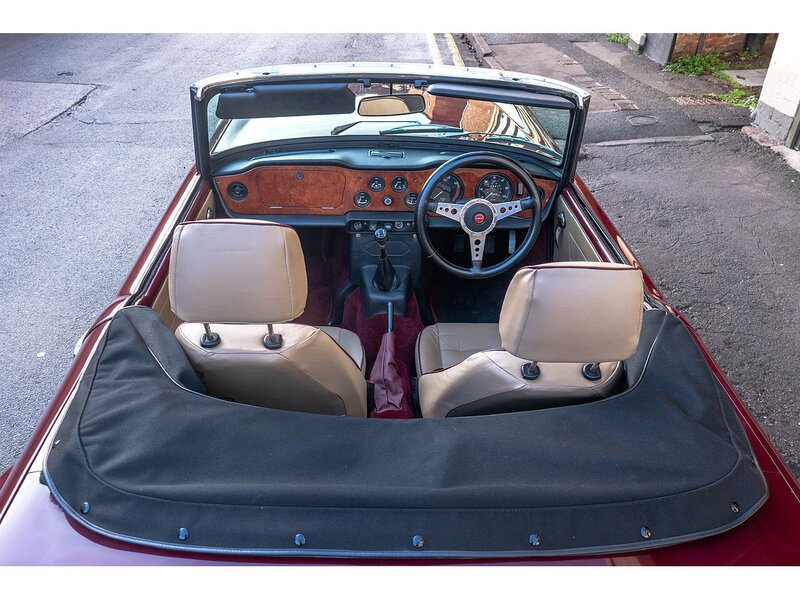 Triumph  Convertible 2.5 Petrol
