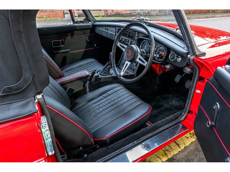 MG Roadster | Overdrive