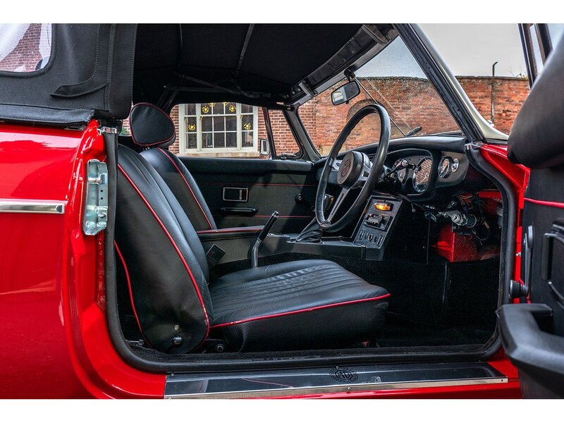 MG Roadster | Overdrive