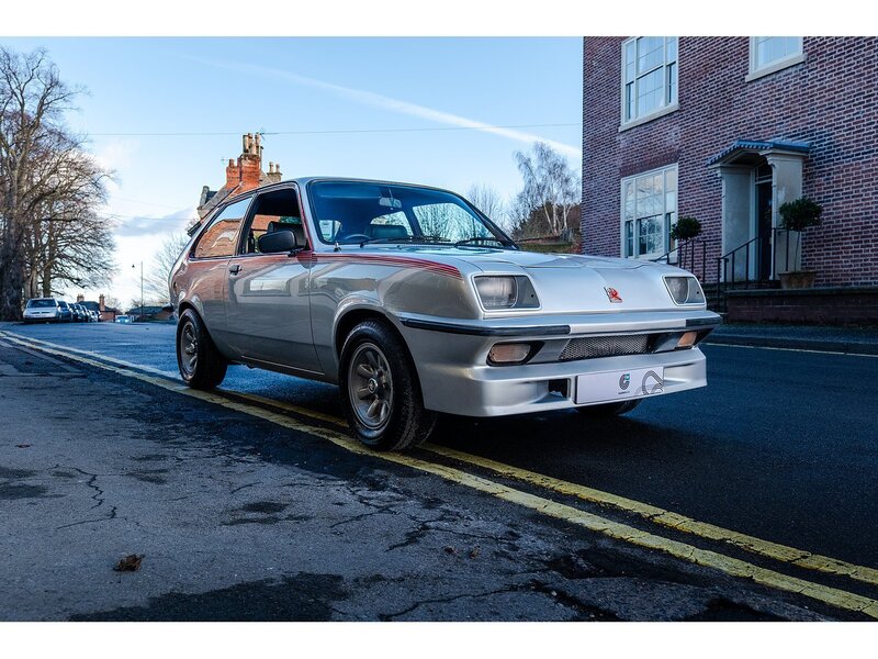 Vauxhall 2300 HS 5-speed Manual