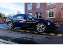 Porsche 928 GTS 