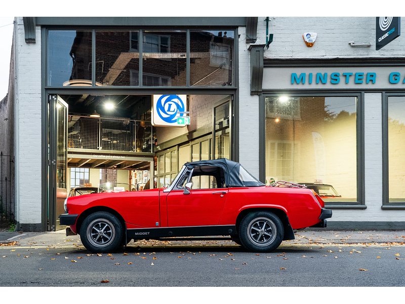 MG  Convertible 1.5 manual Petrol