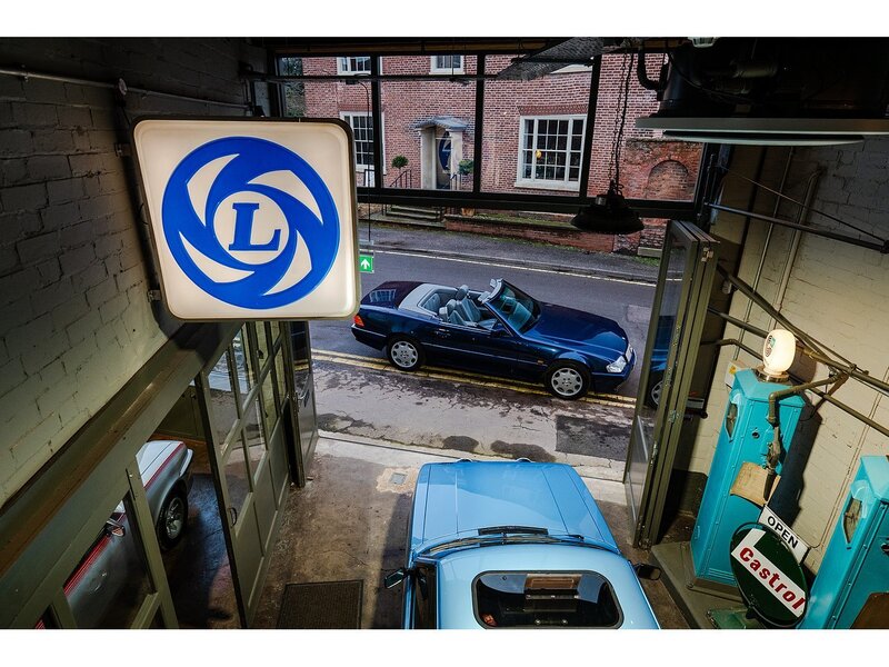 Mercedes-Benz V12 Automatic with Factory Hard Top