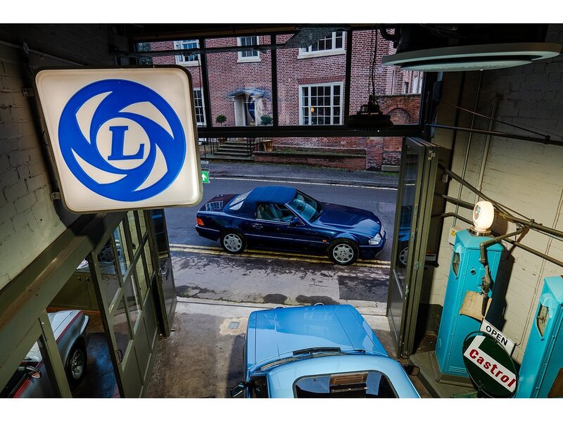 Mercedes-Benz V12 Automatic with Factory Hard Top