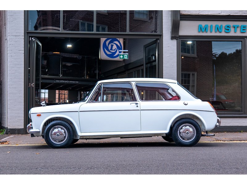 MG MG 1300 MK2 2 Door Saloon manual