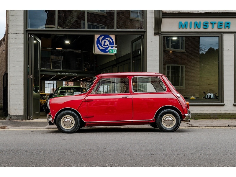 Morris 1961 Morris Mini 1380 Fast road 