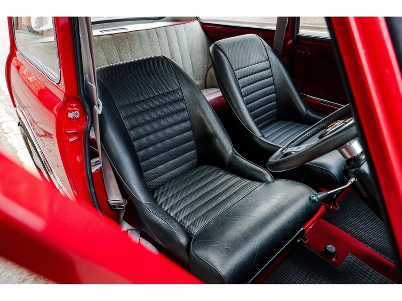Morris 1961 Morris Mini 1380 Fast road 