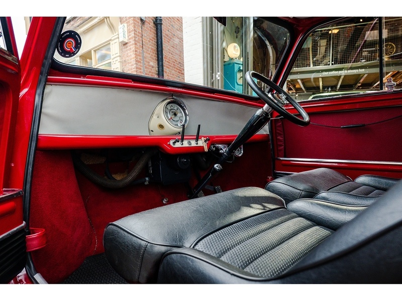 Morris 1961 Morris Mini 1380 Fast road 