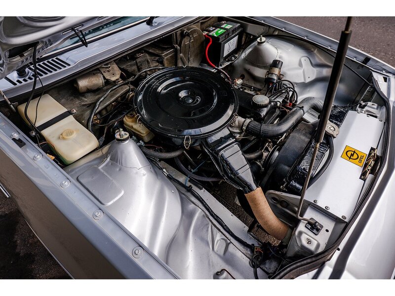 Opel 2.0 SR Berlinetta 5-Speed Manual
