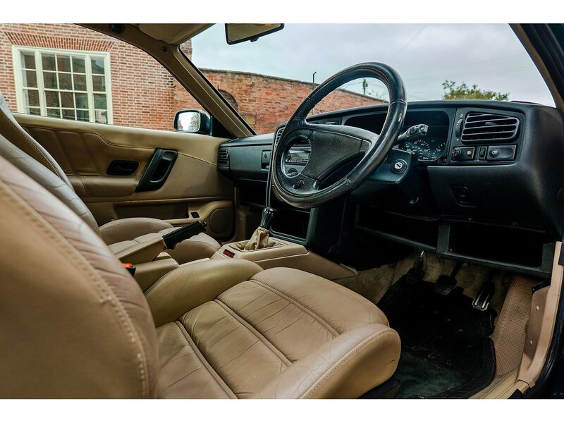 Volkswagen  Saloon 2.9 Manual Petrol