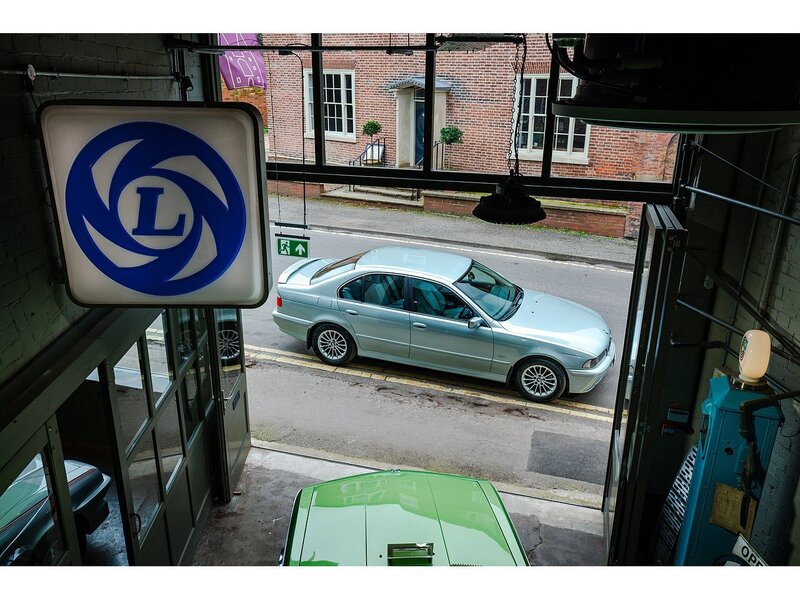 BMW 2.5 525i SE Automatic