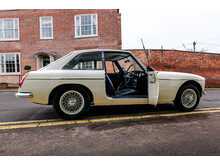 MG MGB GT  