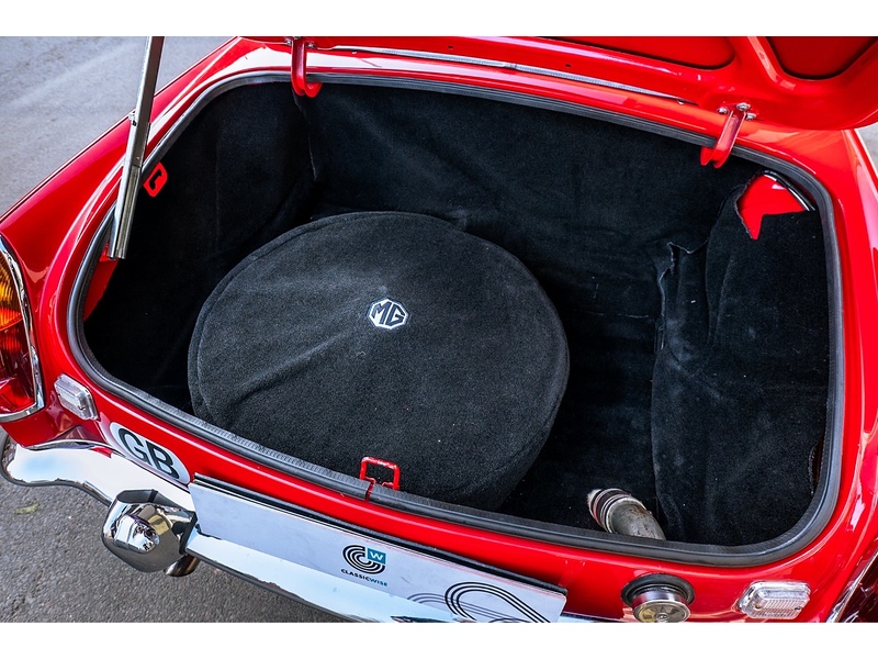 MG 1969 MGC Roadster 3.0 O/D power steering