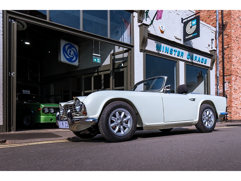 Triumph 1963 Triumph TR4 manual O/D 