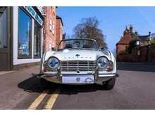 Triumph TR4  