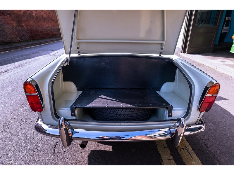 Triumph 1963 Triumph TR4 manual O/D 