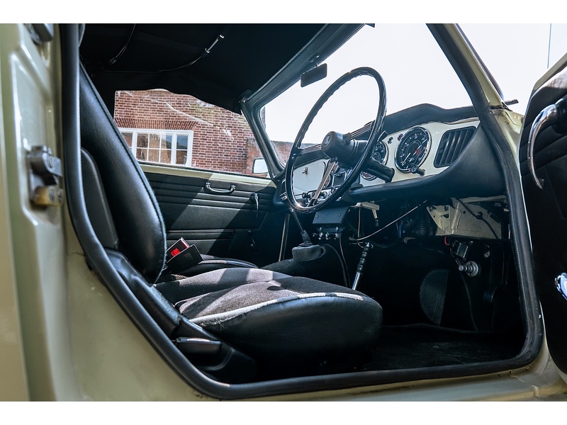 Triumph 1963 Triumph TR4 manual O/D 