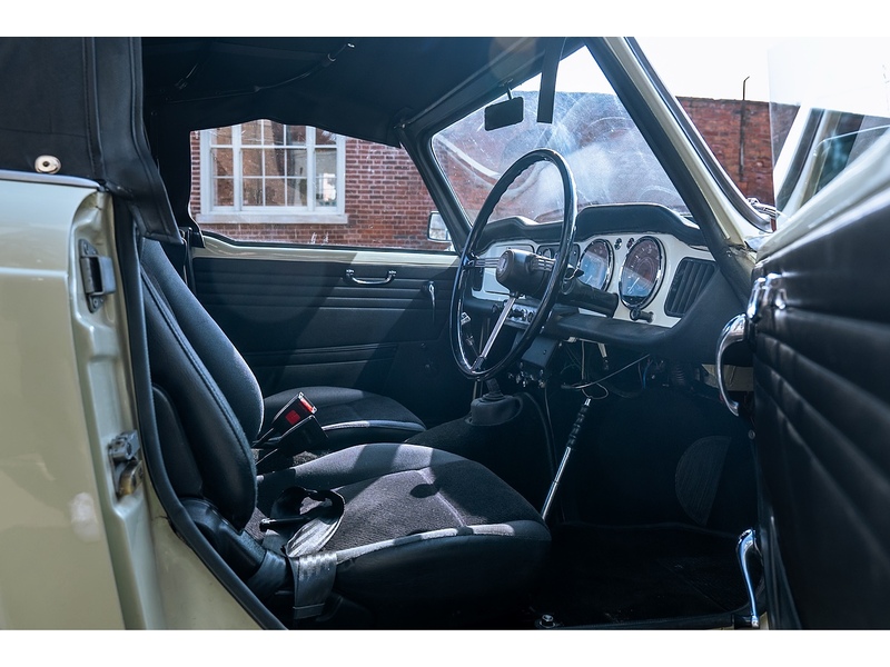 Triumph 1963 Triumph TR4 manual O/D 