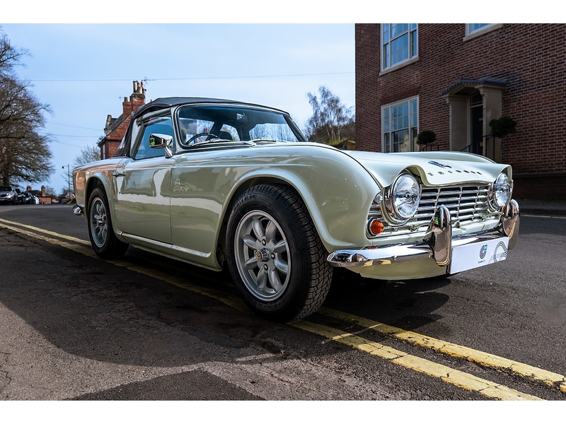 Triumph 1963 Triumph TR4 manual O/D 