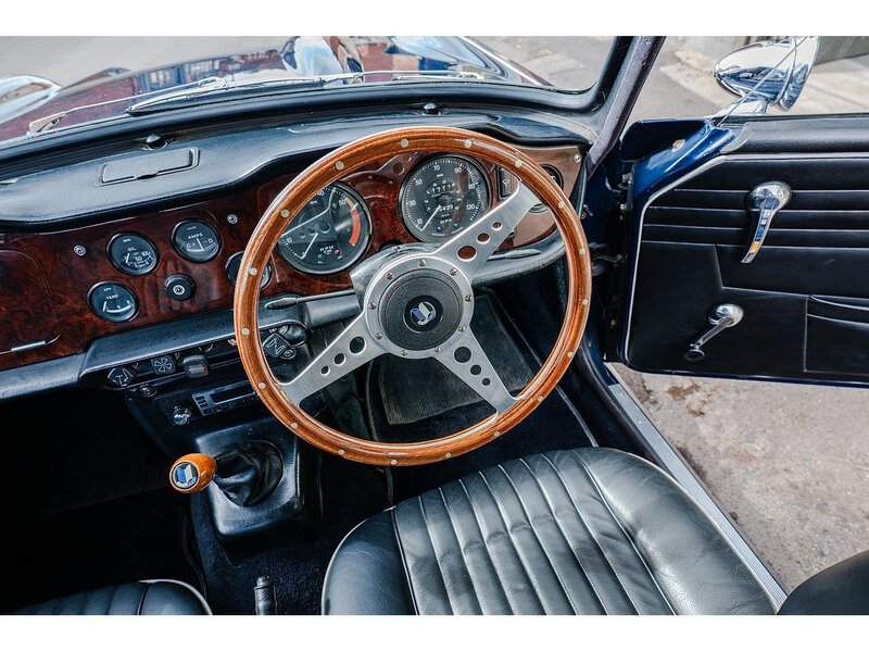 Triumph 1969 Triumph TR5 PI Manual with O/D