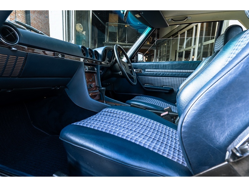 Mercedes-Benz  Convertible 3.0 Automatic Petrol