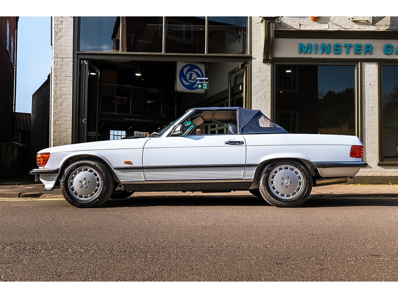 Mercedes-Benz  Convertible 3.0 Automatic Petrol