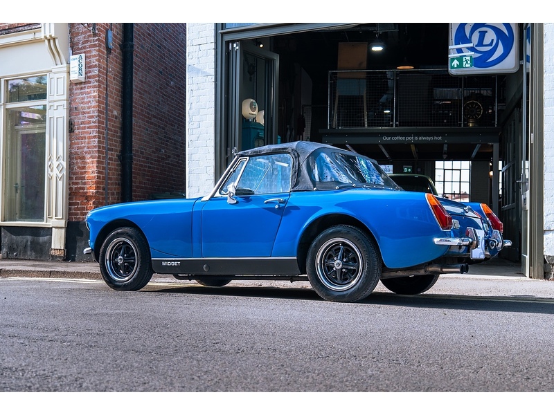 MG 1972 MG Midget RWA 1275 teal blue