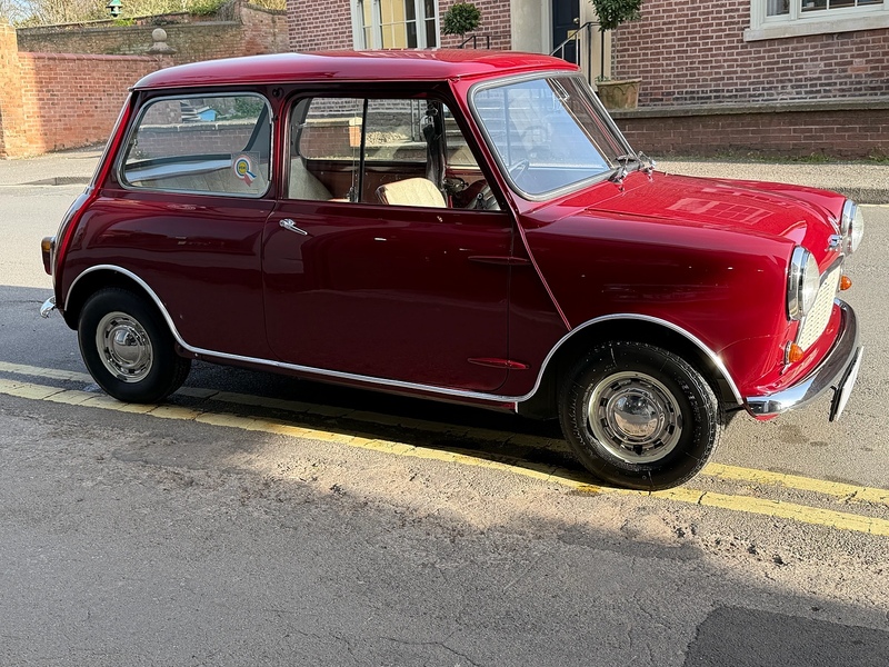 Morris Mini Minor De luxe  Saloon 0.8 manual Petrol