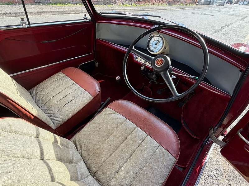 Morris Mini Minor De luxe  Saloon 0.8 manual Petrol