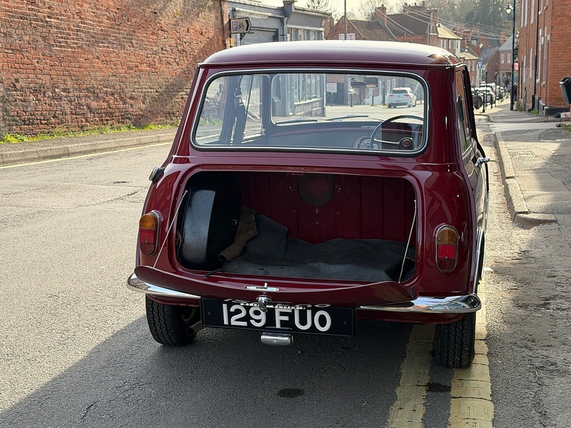 Morris Mini Minor De luxe  Saloon 0.8 manual Petrol