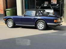 Triumph TR6  