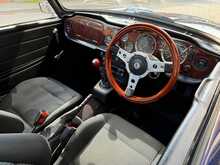 Triumph TR6  
