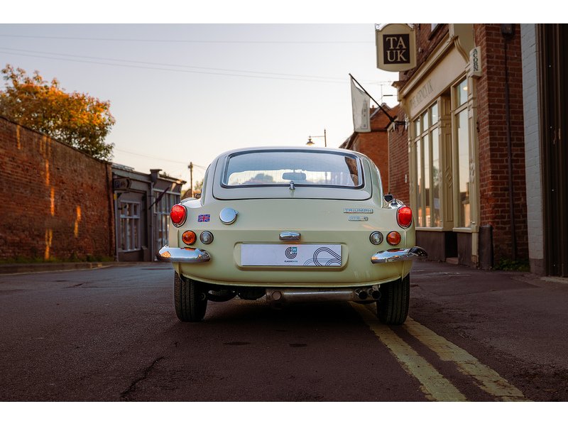 Triumph Triumph GT6 Mk2 Coupe Manual O/D 