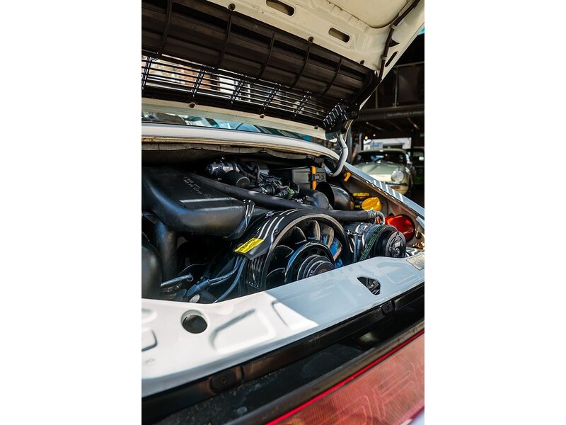 Porsche 964 Carrera 4 Targa Manual