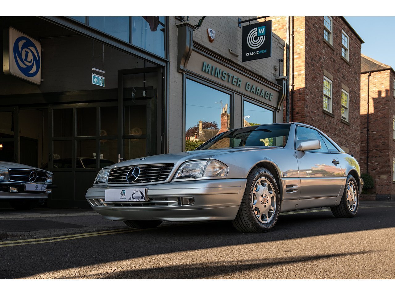 1996 Mercedes-Benz SL SL320 Li...