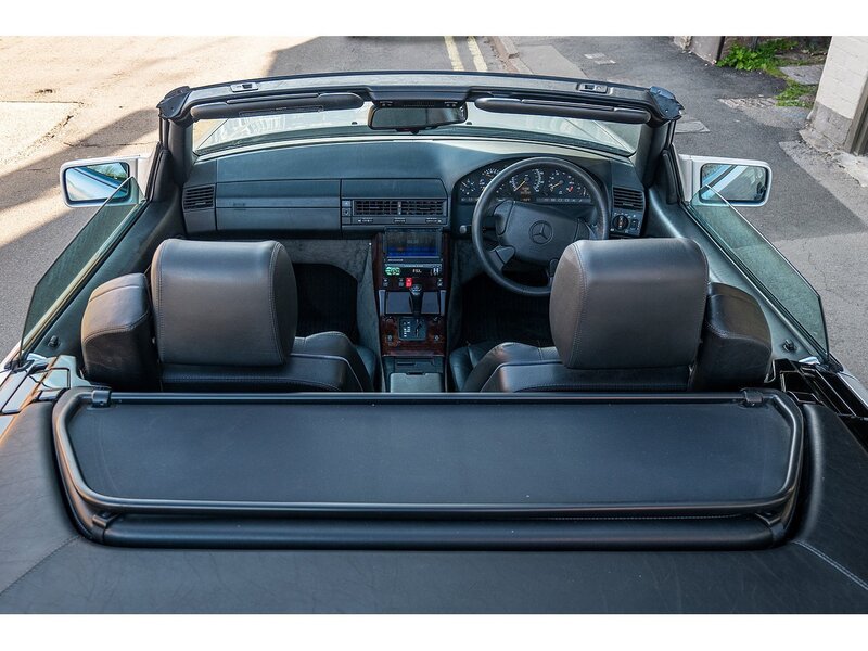 Mercedes-Benz 3.2 SL320 Limited Edition Convertible 2dr Petrol Automatic (231 bhp)