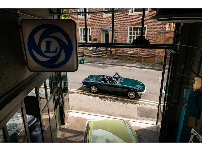 Lotus S1 DHC