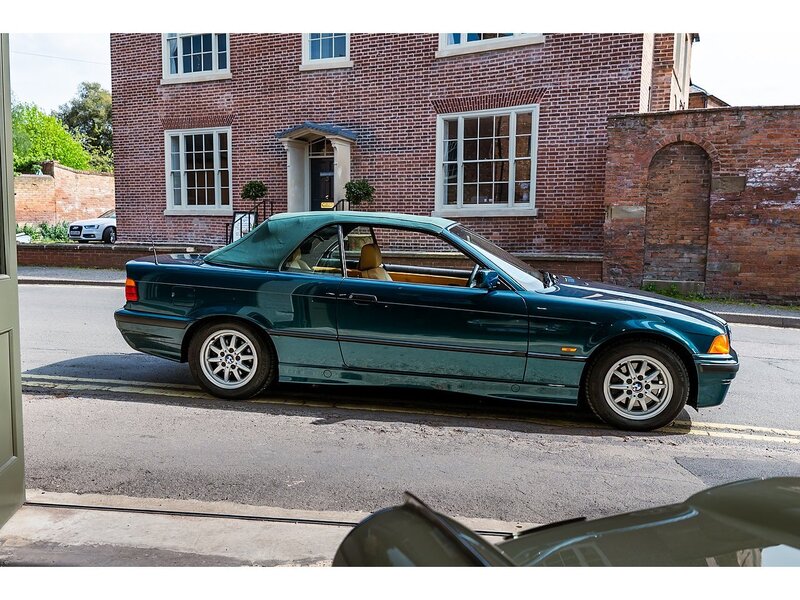 BMW E36 2.8 328i Convertible 2dr Petrol Automatic (248 g/km, 193 bhp)