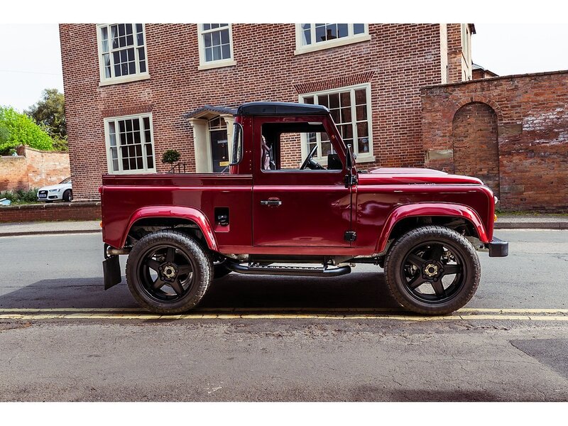 Land Rover V8 Automatic Turner's Offroad