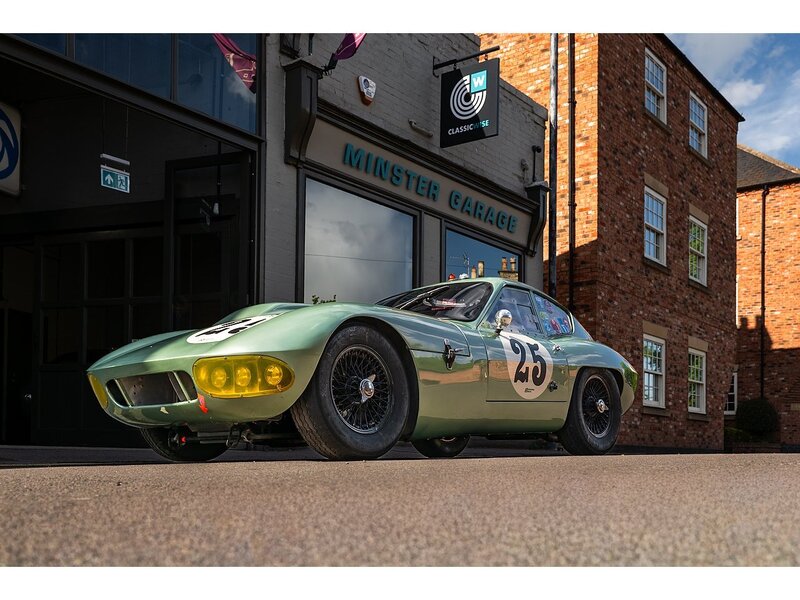 Triumph 1963 Triumph TR4 SLR Coupe FIA race car 